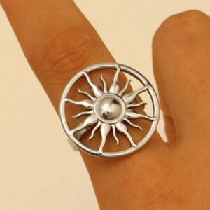 Silver Sunburst Ring